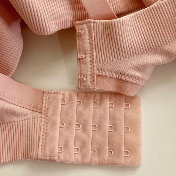 KNIX Good to Go Seamless Bra in Rose Water - Picture 7 of 11